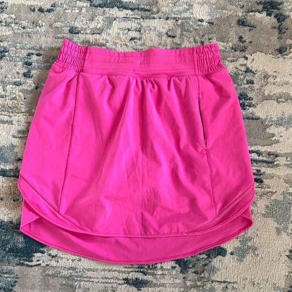 Lululemon Athletica Hot Pink Skirt - Picture 1 of 3